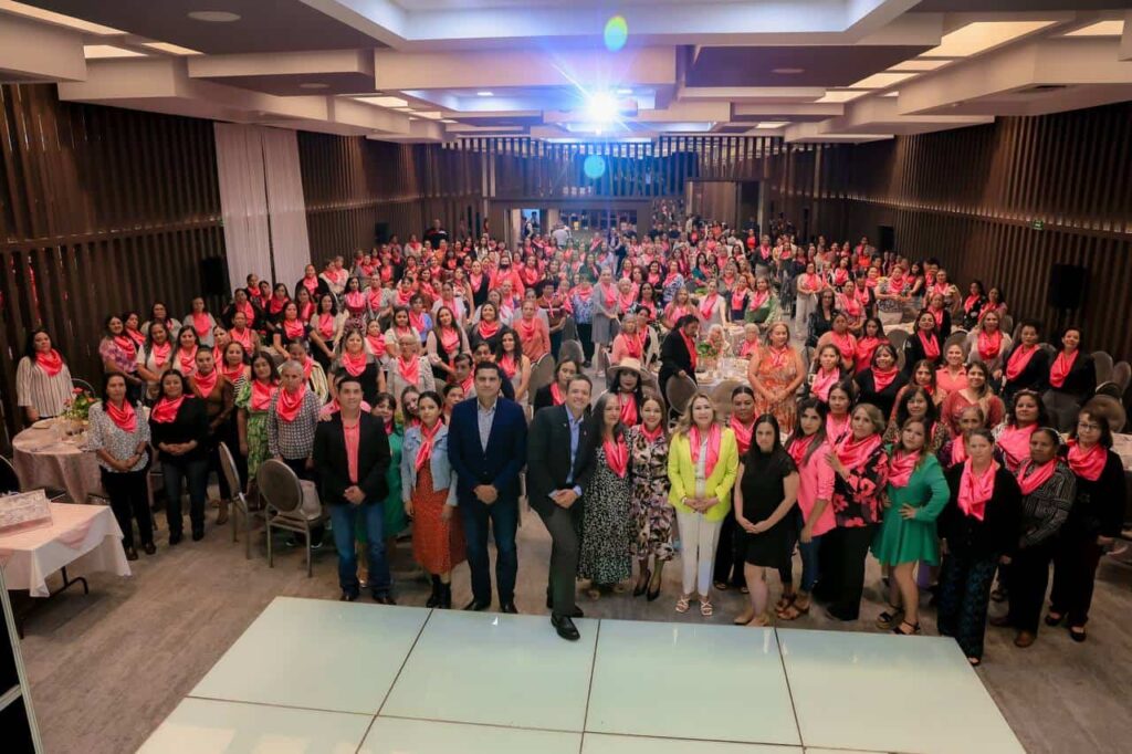 El campo de Chihuahua lo fortalecen sus mujeres rurales: Marco Bonilla