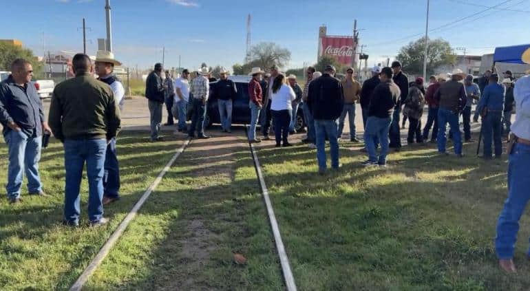 Agricultores toman casetas, carreteras y vías en varios estados, incluyendo Chihuahua, por crisis en el campo