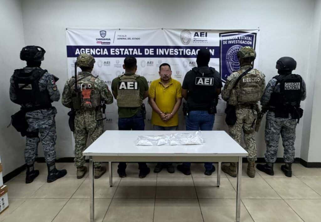 Durante cateo, detienen a hombre en posesión de casi medio kilo de cocaína