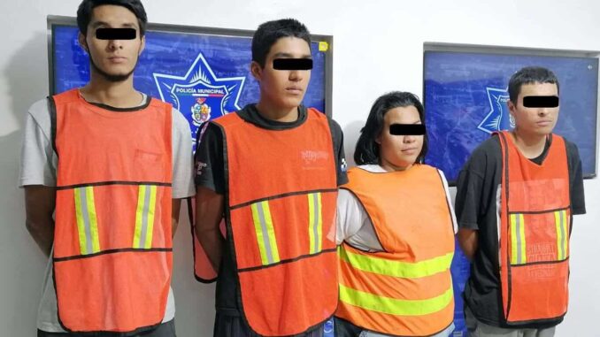 detienen-a-4-por-fraude-en-compra-venta-de-vehiculos.jpg Detienen a 4 por fraude en compra-venta de vehículos