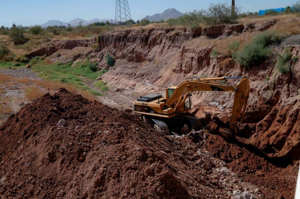 Supervisa Marco Bonilla trabajos de remediación de puente de Sierra Azul