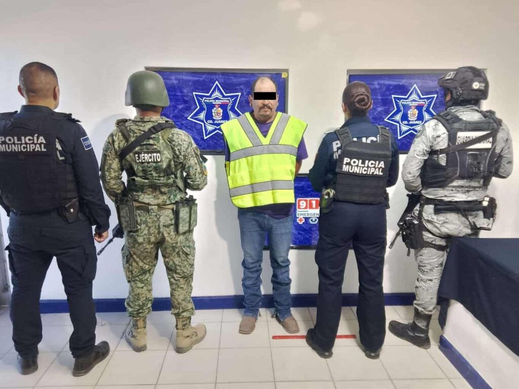 Liberan a mujer secuestrada en el aeropuerto; detienen a su captor