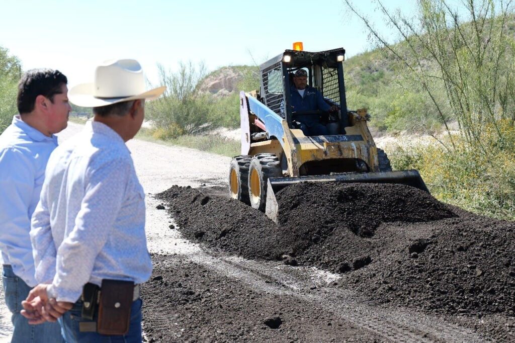 Arranca la pavimentación del tramo Gato Negro – Ojo Caliente en Camargo