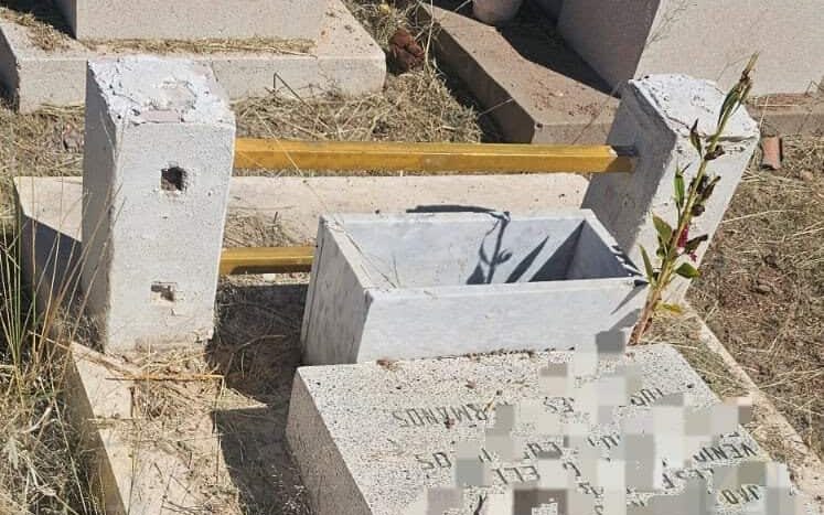 Denuncian saqueos y vandalismo en tumbas del Panteón Municipal # 1