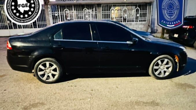 Captura Fiscalía Especializada a pareja en flagrancia por posesión de narcóticos en Juárez