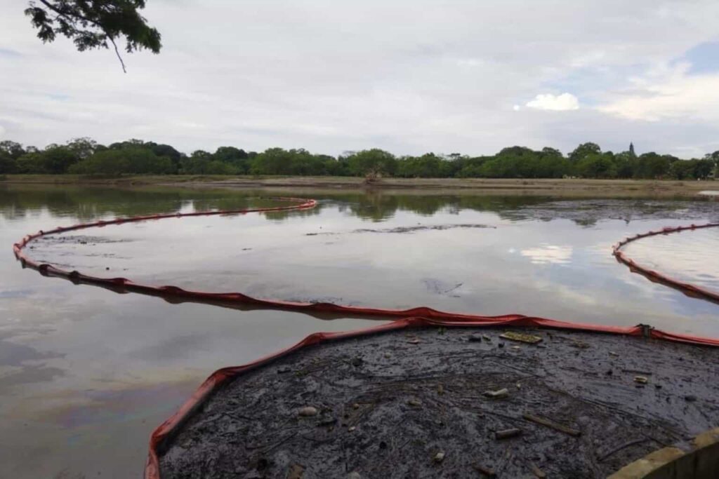 Marina activa el Plan Nacional de Contingencias Nivel III, tras derrame de hidrocarburo en río Pantepec