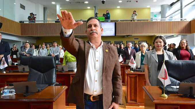 rindio-protesta-el-diputado-jaime-torres-amaya.jpg Rindió protesta el diputado Jaime Torres Amaya