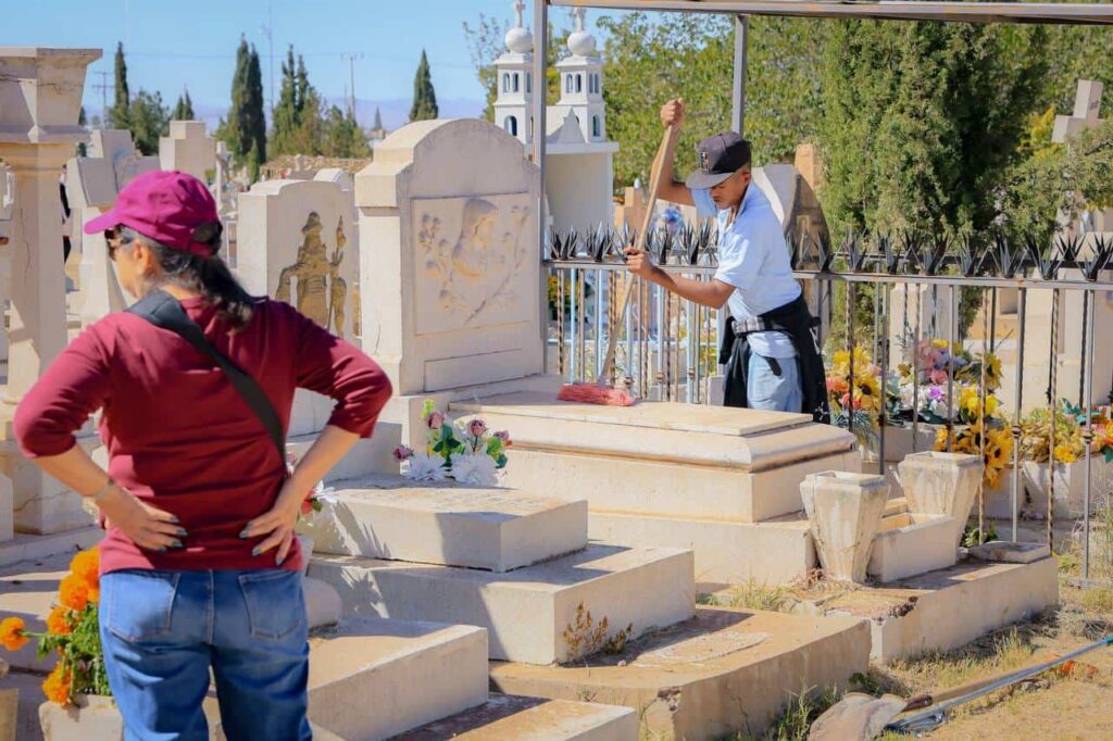 Supervisa alcalde Marco Bonilla operativo de seguridad por Día de Muertos en los panteones