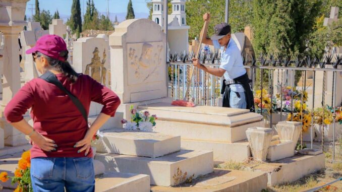 supervisa-alcalde-marco-bonilla-operativo-de-seguridad-por-dia-de-muertos-en-los-panteones.jpeg Supervisa alcalde Marco Bonilla operativo de seguridad por Día de Muertos en los panteones