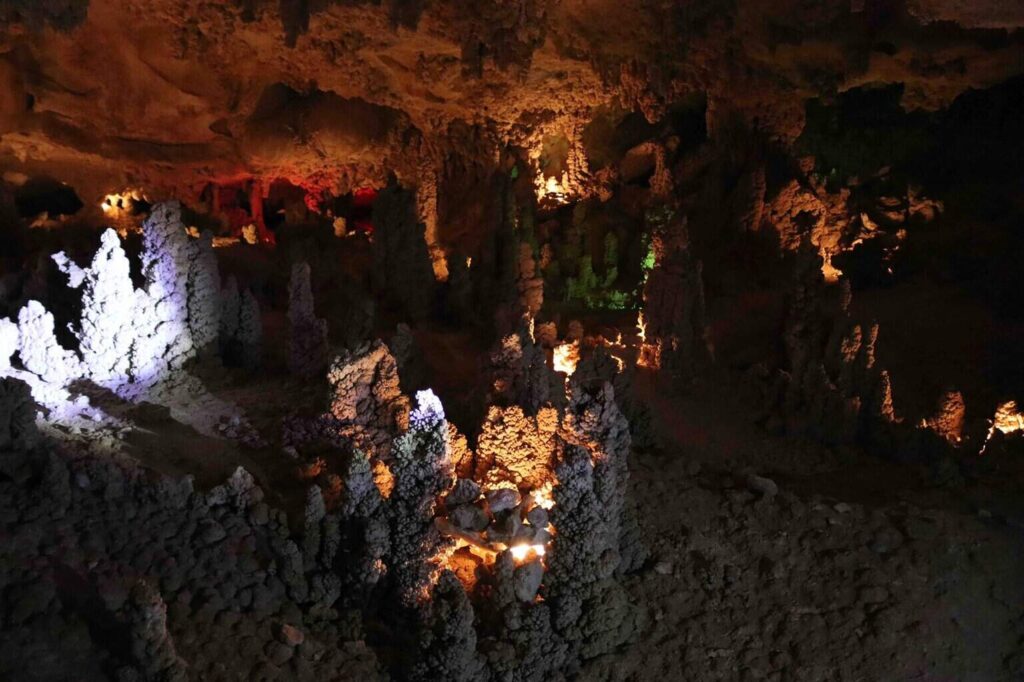 Rehabilita Gobierno del Estado las Grutas de Coyame