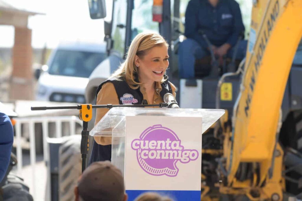 Llevan agua potable a Vista Hermosa; Maru Campos pone en marcha nueva obra