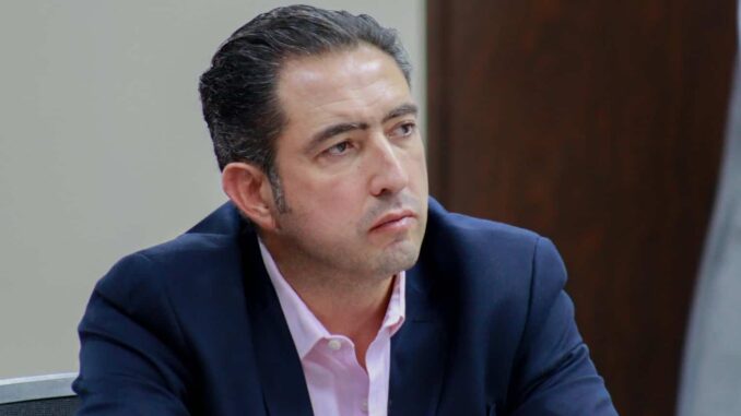 recibe-miguel-riggs-sancion-de-30-dias-por-ejercer-violencia-en-razon-de-genero-oic.jpg Recibe Miguel Riggs sanción de 30 días por ejercer violencia en razón de género: OIC