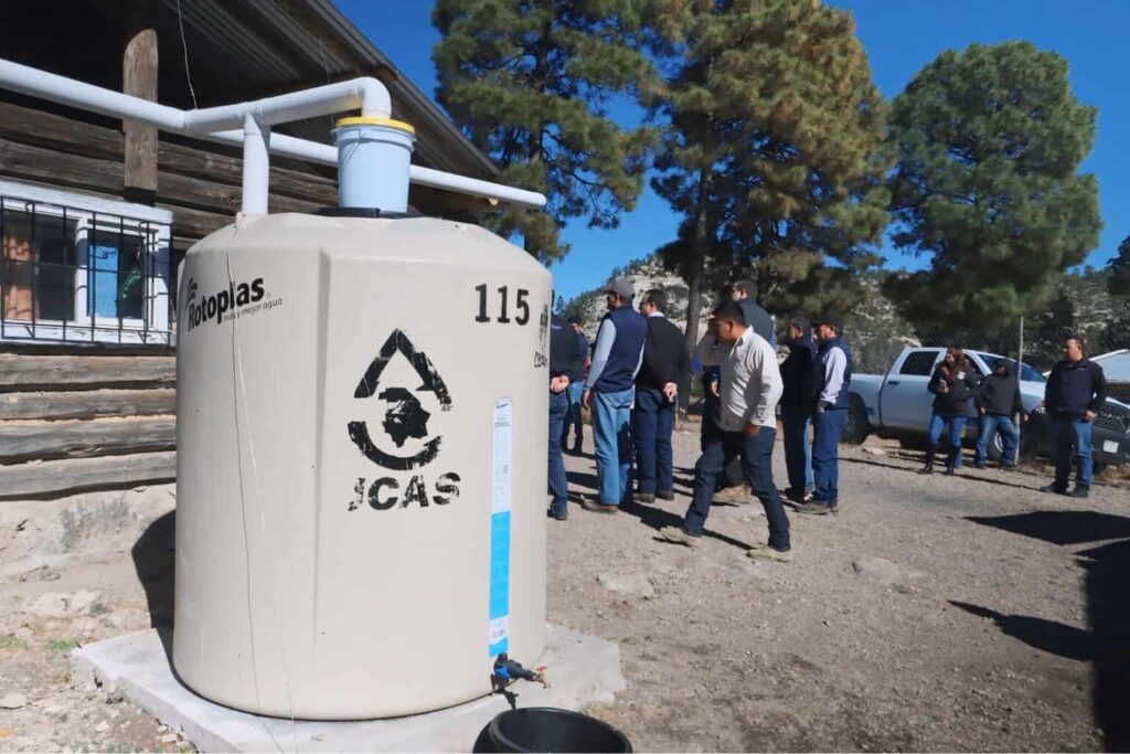 Instala JCAS 150 Cosechas de Agua en la Sierra Tarahumara
