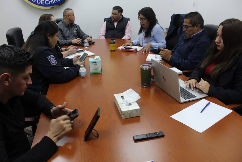 Revisan FGE y CEAVE carpetas de investigación de personas desaparecidas