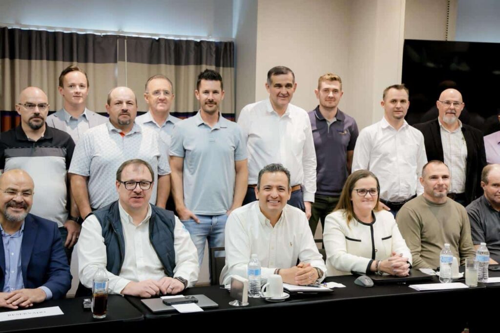 Comunidad menonita de Cuauhtémoc se unen a Marco Bonilla para hacer que Chihuahua avance parejo