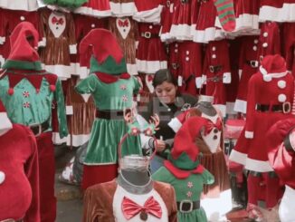 Las fiestas decembrinas fortalecen el comercio informal en México