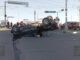 Conductor ebrio provoca fuerte choque y volcadura tras pasarse semáforos en rojo