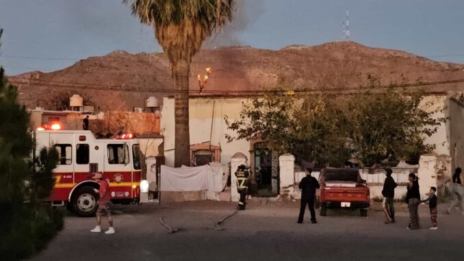 incendio-en-vecindad-de-la-colonia-industrial-provoca-evacuacion-preventiva-de-familias.jpeg Incendio en vecindad de la colonia Industrial provoca evacuación preventiva de familias