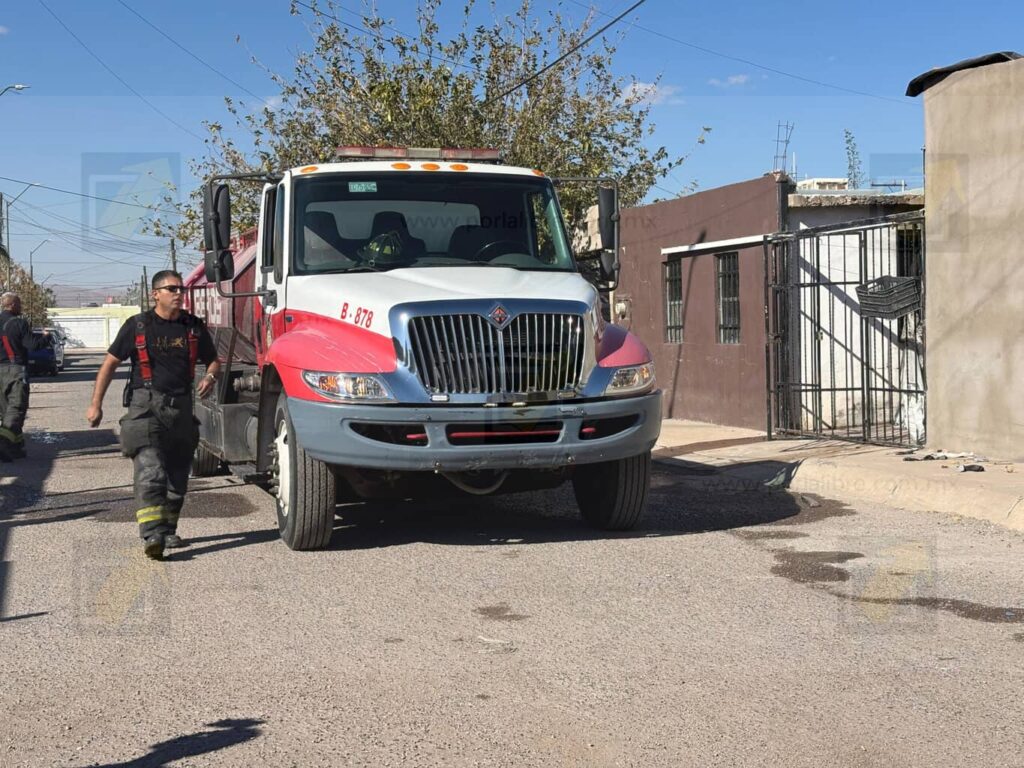 Violenta discusión termina en incendio de una vivienda