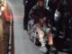 Agente municipal evita tragedia en puente tras rescatar a hombre en silla de ruedas