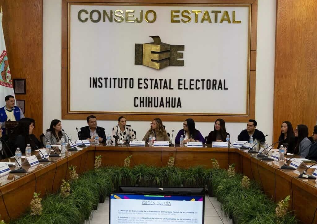 Celebra Ichijuv primera sesión del Consejo Estatal de la Juventud y firma convenio con el Instituto Estatal Electoral