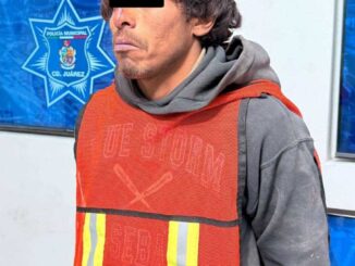 Arrestan a hombre por causar daños a vehículo