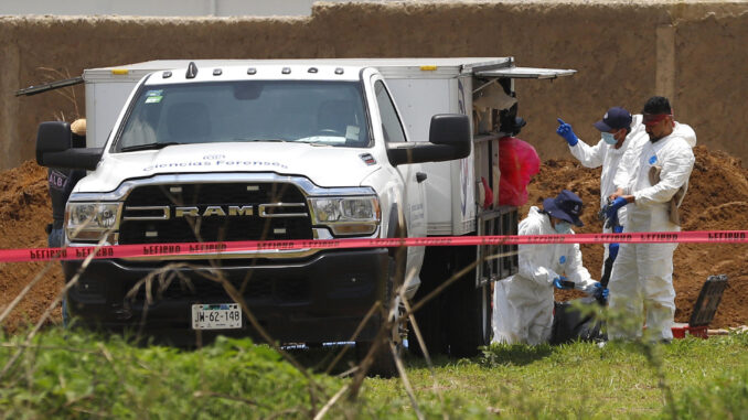 La FGR defiende manejo forense en el Rancho Izaguirre a desapariciones tras presión de familias