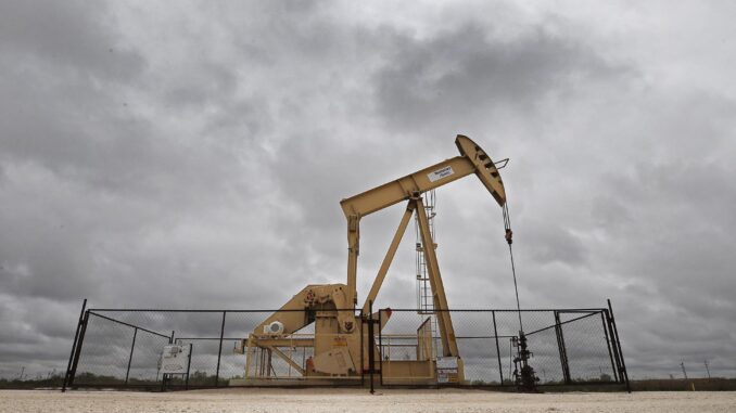 el-petroleo-de-texas-se-mantiene-en-91-dolares-pendiente-de-contactos-entre-eeuu-e-iran.jpg El petróleo de Texas se mantiene en 91 dólares pendiente de contactos entre EE.UU. e Irán