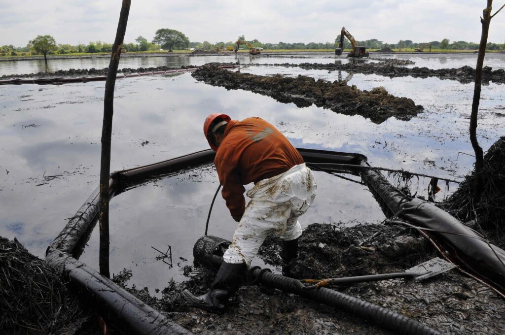 Oceana califica de «insuficiente» gestión de Pemex por derrame de hidrocarburo el Golfo de México