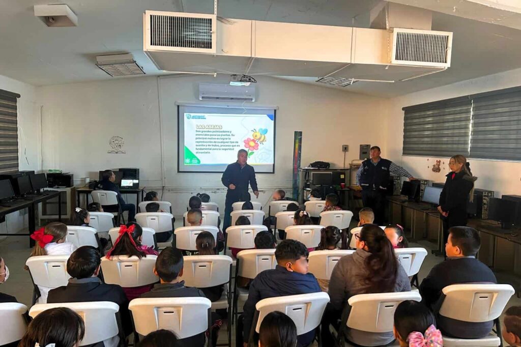 Avanza Municipio en la concientización ambiental y el cuidado animal mediante pláticas educativas