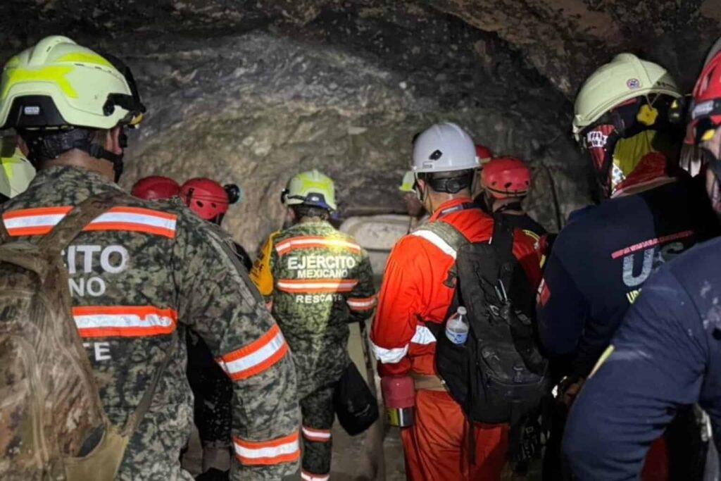 Hallan muerto a tercer trabajador de mina Santa Fe, Sinaloa; siguen labores para rescatar a último minero