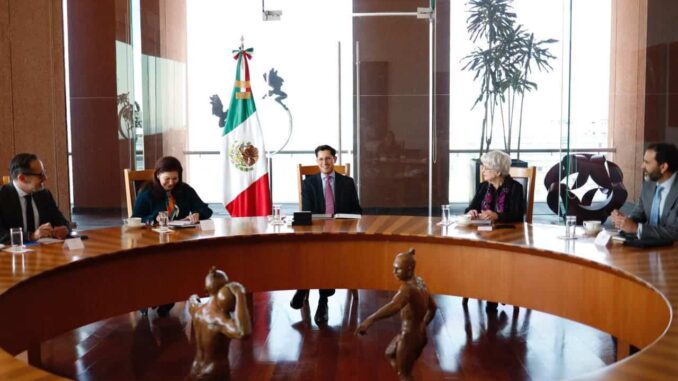 senado-recibira-este-martes-la-propuesta-de-roberto-velasco-como-canciller.jpeg Senado recibirá este martes la propuesta de Roberto Velasco como canciller