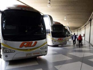 Mantendrán descuentos a estudiantes y maestros en autotransporte o ferrocarril hasta esta fecha