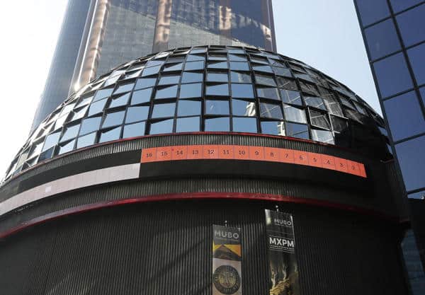 La Bolsa de México gana 0.6 % y se ubica en 67 mil 87.64 unidades