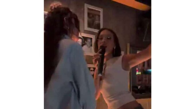 video-belinda-aparece-cantando-junto-a-danna-696x429.jpg