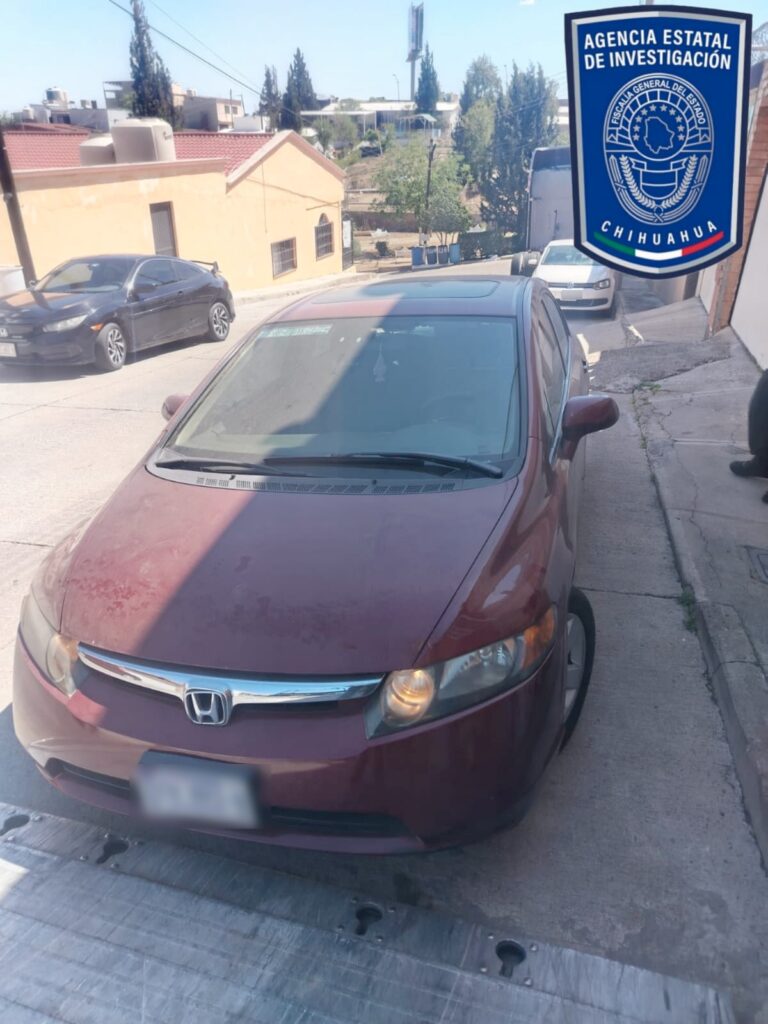 Recupera AEI vehículo de la marca Honda Civic con reporte de robo en Parral