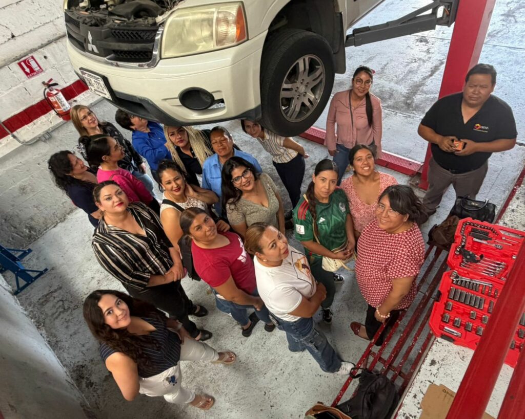 Concluyen usuarios de CEJUM con éxito el taller de Mecánica de Emergencia