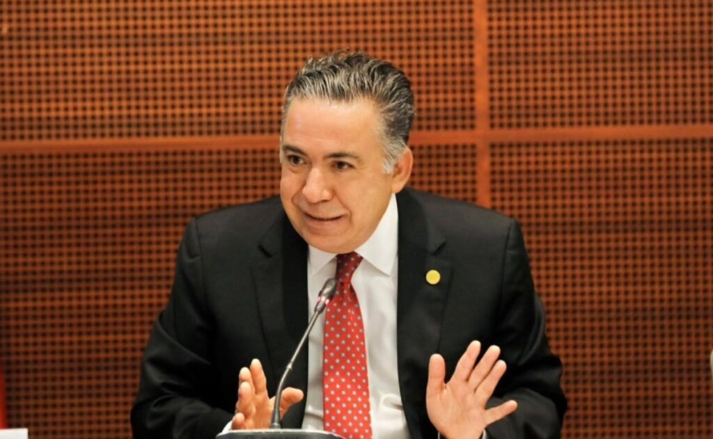 Enrique Inzunza rechaza contacto con autoridades de EE.UU. ante señalamientos en su contra