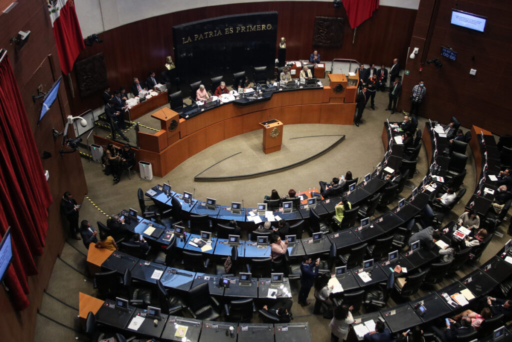 Senado aprueba cambios a reforma judicial y extiende elección hasta 2028