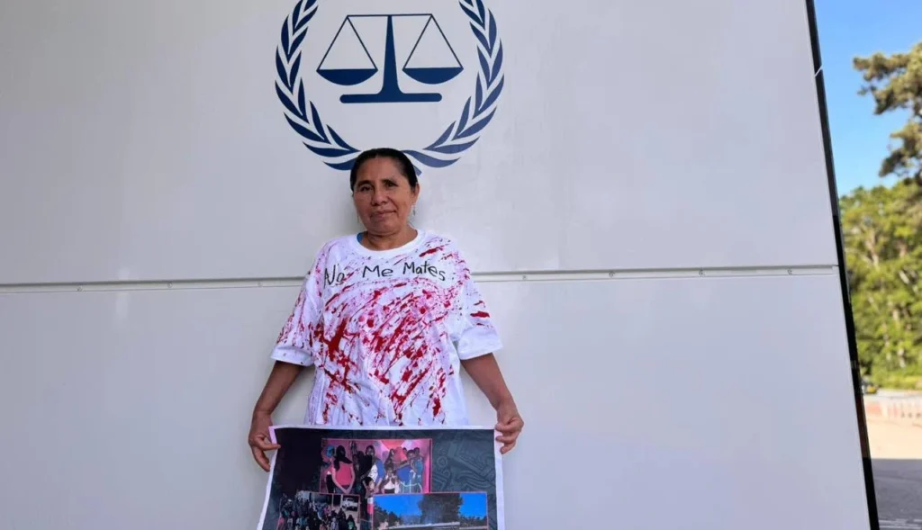 Activista y locutora indígena lleva denuncia a La Haya contra “Los Ardillos” y gobernadora de Guerrero